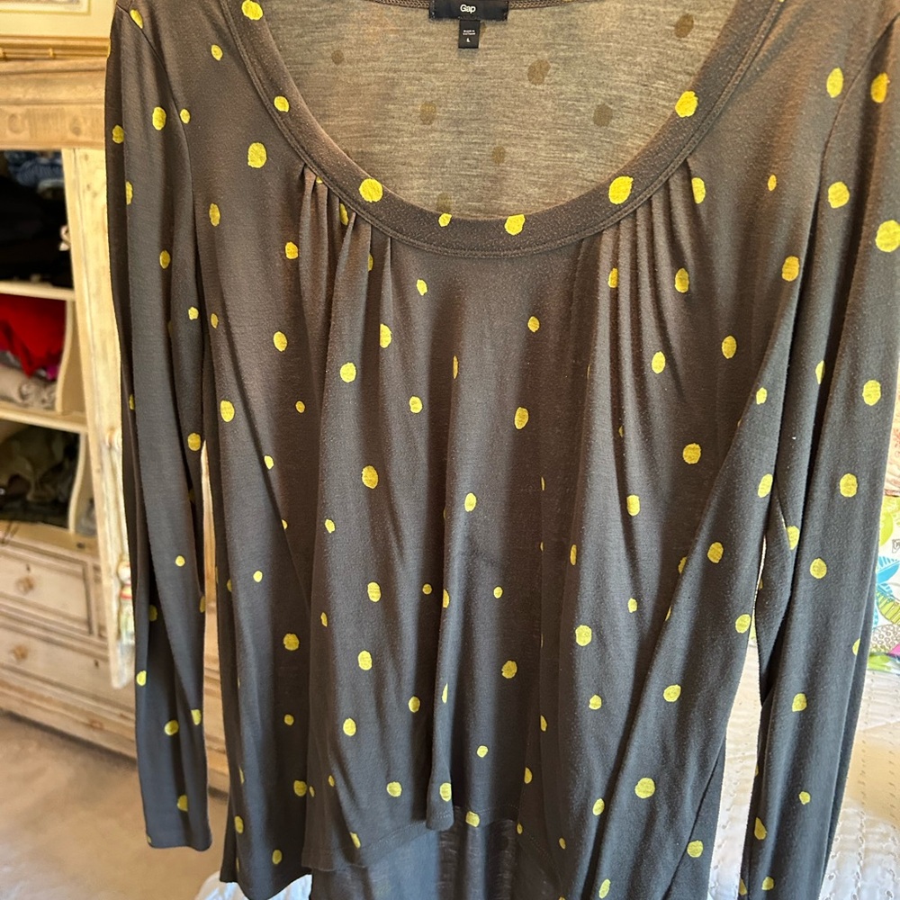 Gray Gap Long Sleeve Top with Yellow Polka Dots